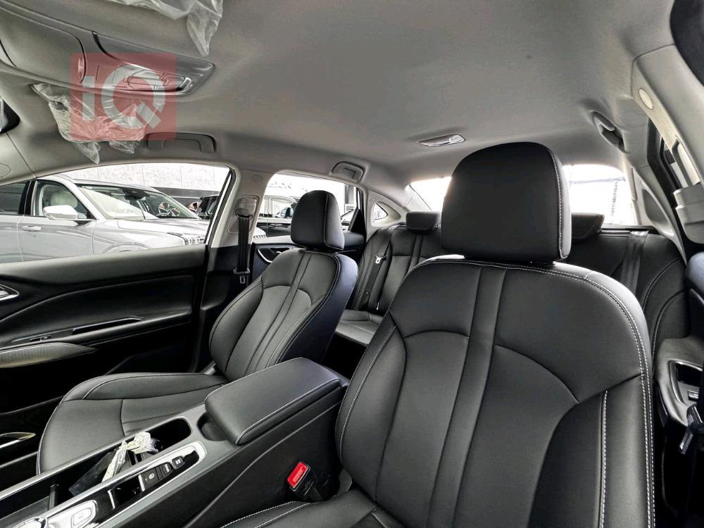 جي أي سي ايون ES